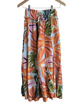 True Destinations Resort Wear Ultra Wide Leg Tropical Print Crop Pants. Size XS